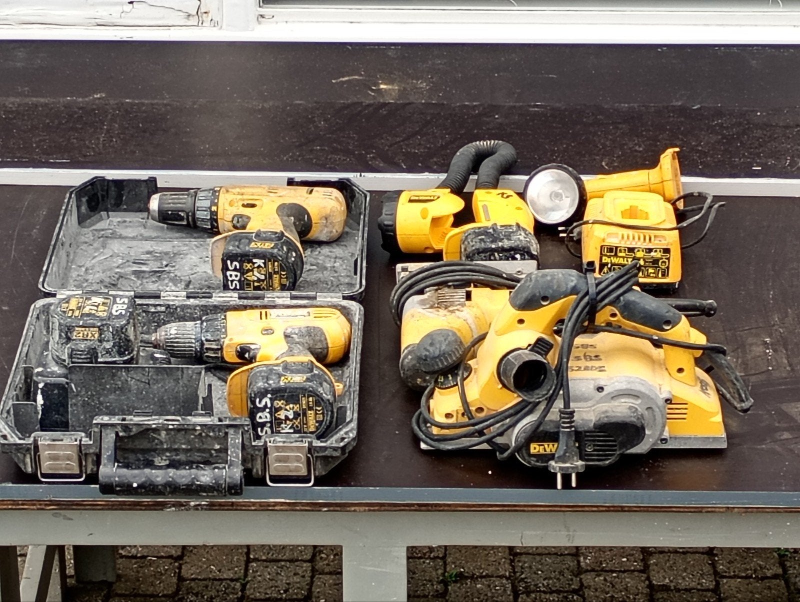 DeWalt Gereedschap als Set: Boormachine schroefmachine Schu