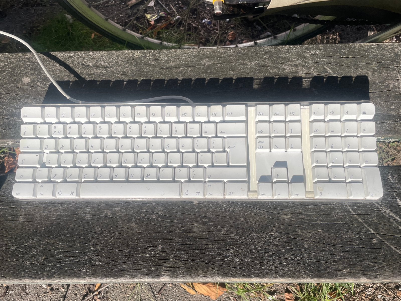 apple toetsenbord model a1048, Computers en Software, Gebruikt, Ophalen of Verzenden, Qwerty, Numeriek gedeelte