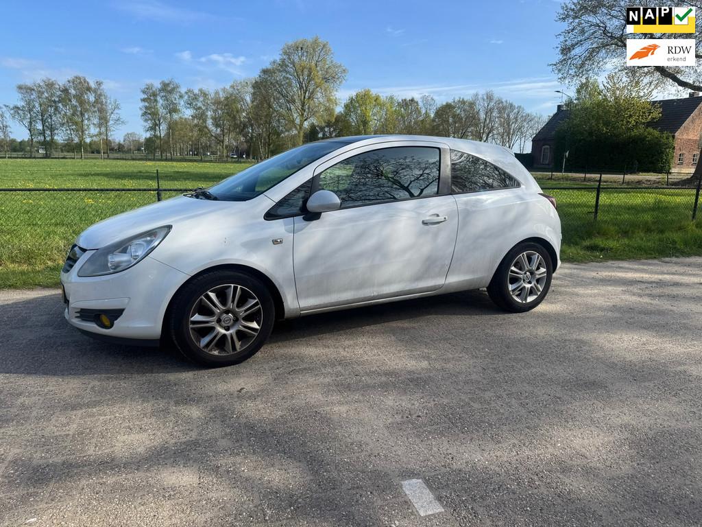 Opel Corsa 1.4-16V Color Edition, NAP, APK, Airco, lm velgen, Voorwielaandrijving, Euro 5, 101 pk, 1398 cc