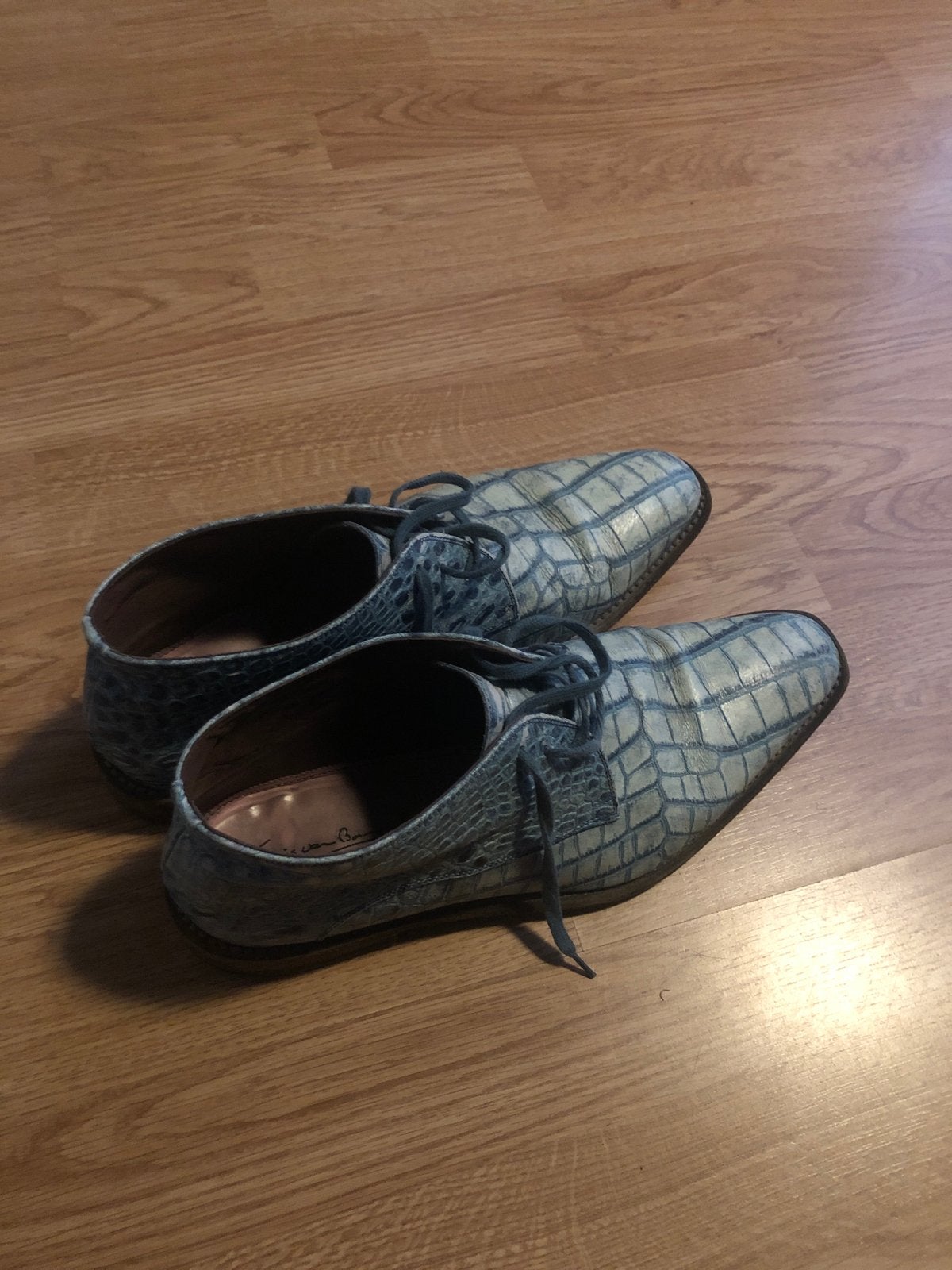 Floris van Bommel schoenen blauw slangenleer maat 9 1/2, Ophalen of Verzenden, Gedragen, Blauw, Veterschoenen