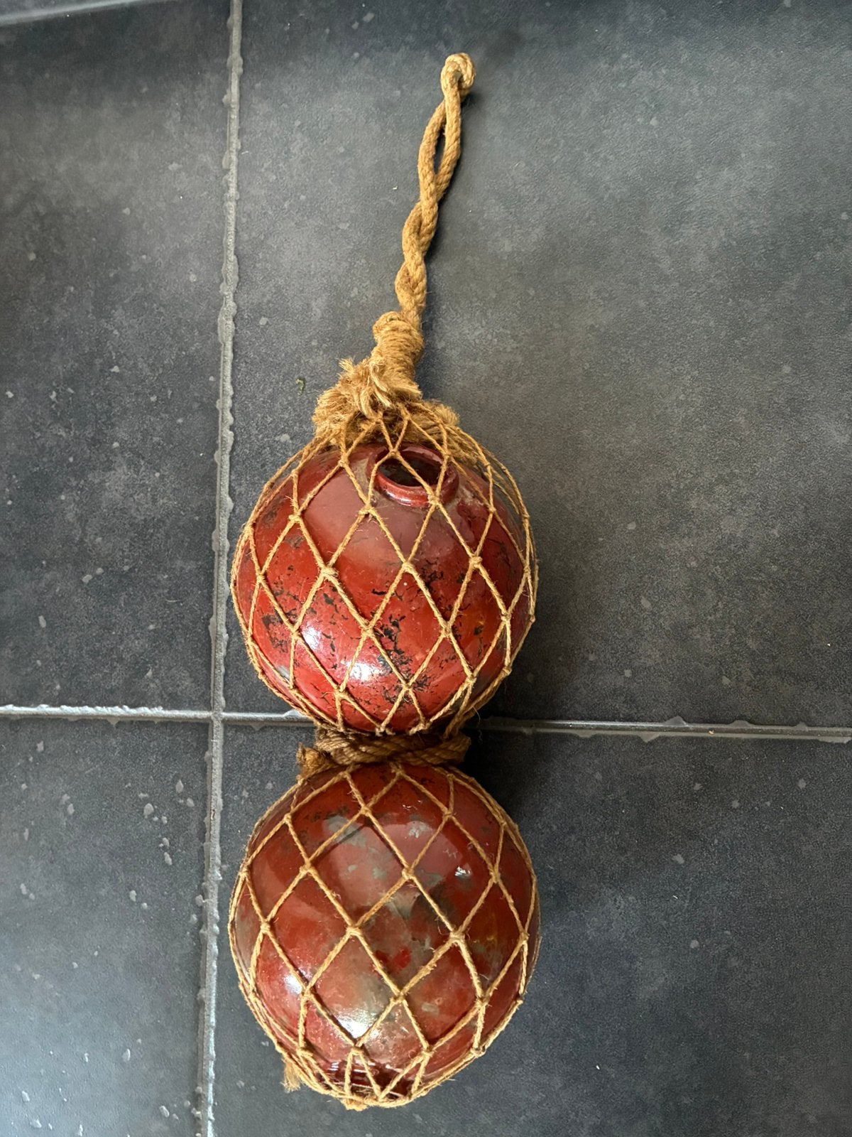 Oude glazen drijvers in macrame, Antiek en Kunst, Ophalen of Verzenden
