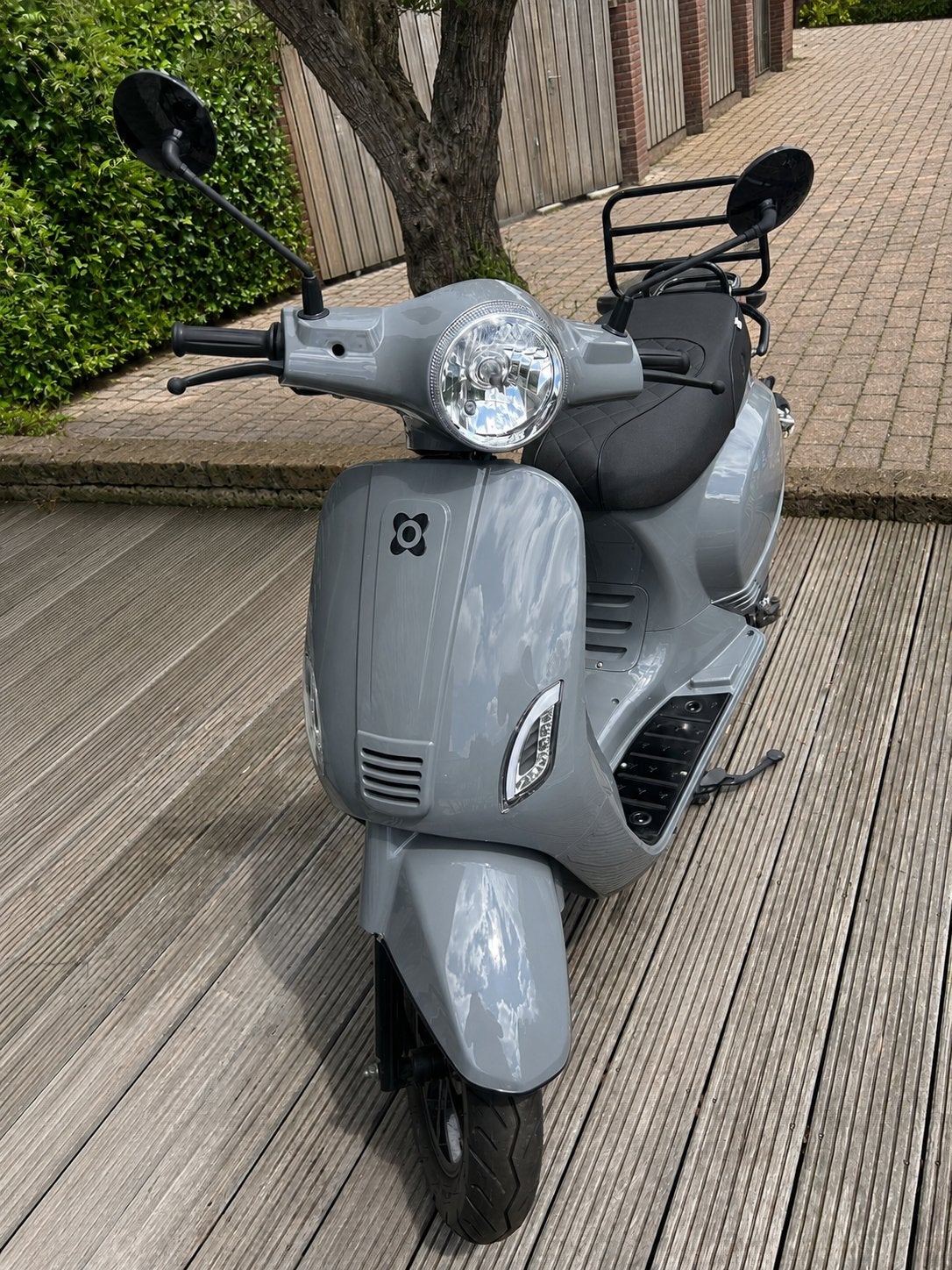 AGM VX50i, Ophalen, Zo goed als nieuw, Maximaal 45 km/u, Benzine