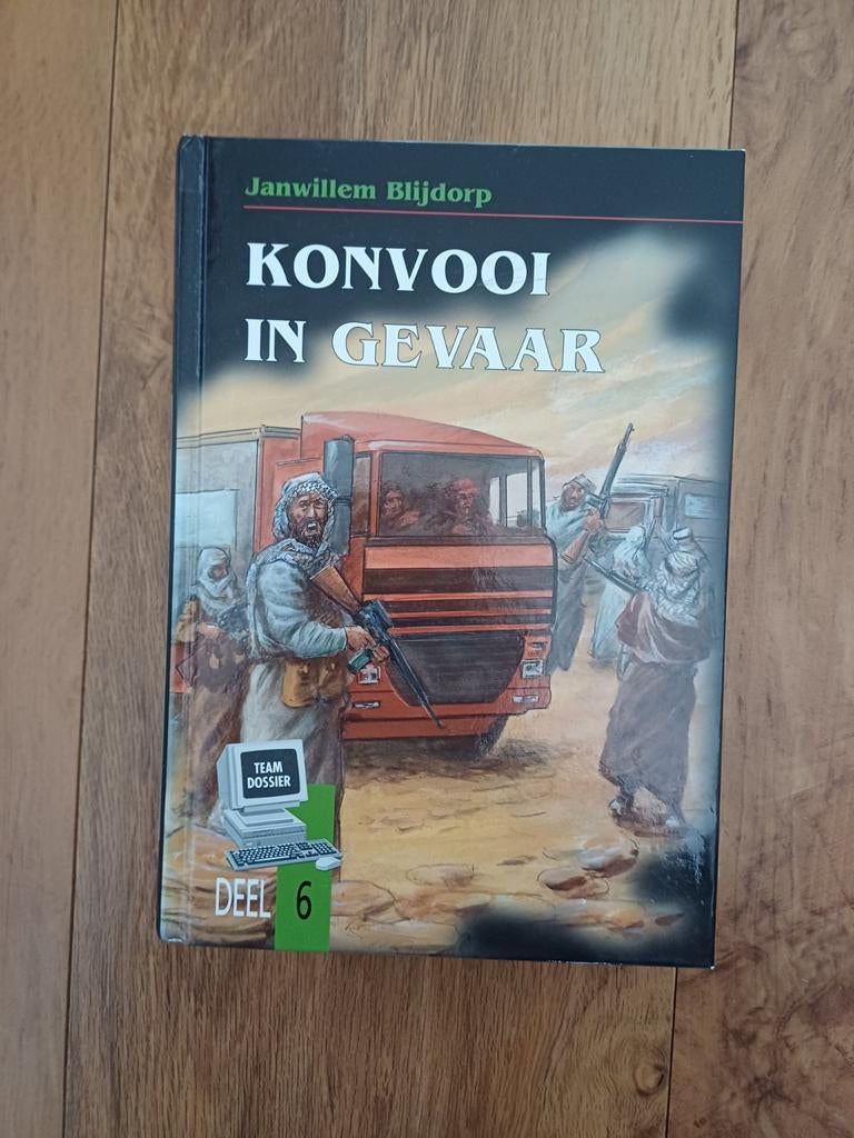 Janwillem Blijdorp - Konvooi in gevaar, Ophalen of Verzenden, Zo goed als nieuw, Janwillem Blijdorp
