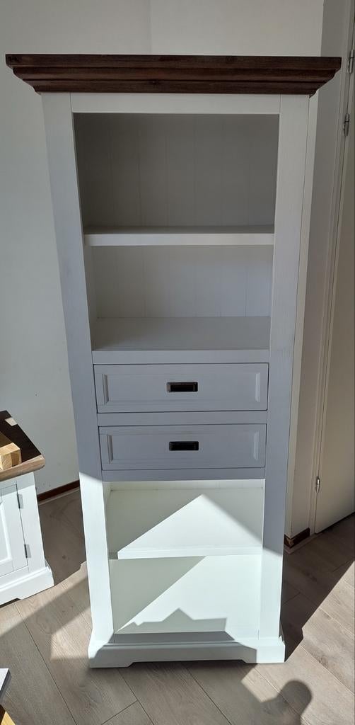 Mooie acaciahouten boekenkast met 2 lades en 4 open ruimtes, Huis en Inrichting, Kasten | Boekenkasten, Met plank(en), Gebruikt