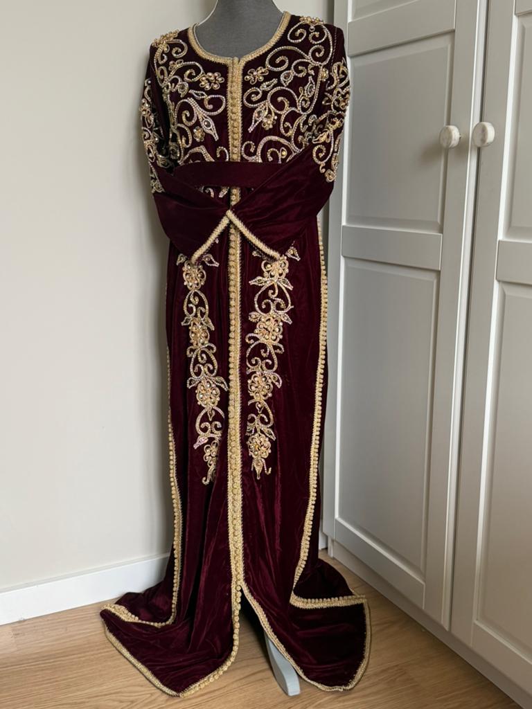 Kaftan mobra bordeaux rood, Ophalen, Zo goed als nieuw, Overige kleuren, Overige typen
