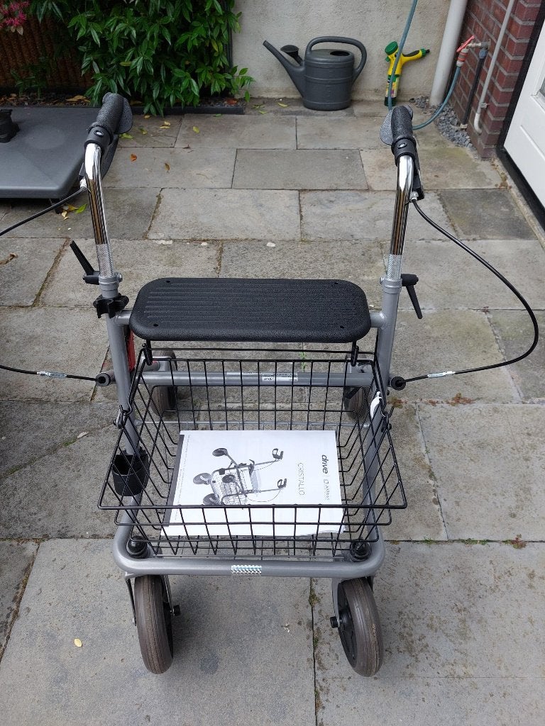 Rollator, Diversen, Ophalen, Opvouwbaar, Zo goed als nieuw