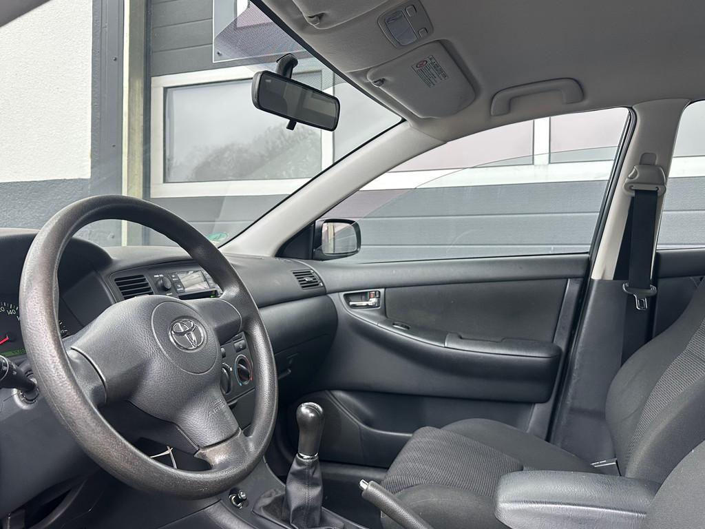 Toyota Corolla 1.4 VVT-i Terra | AIRCO | 44dkm | ELEK PAKKET, Auto's, Toyota, Voorwielaandrijving, Stof, Gebruikt, Zwart