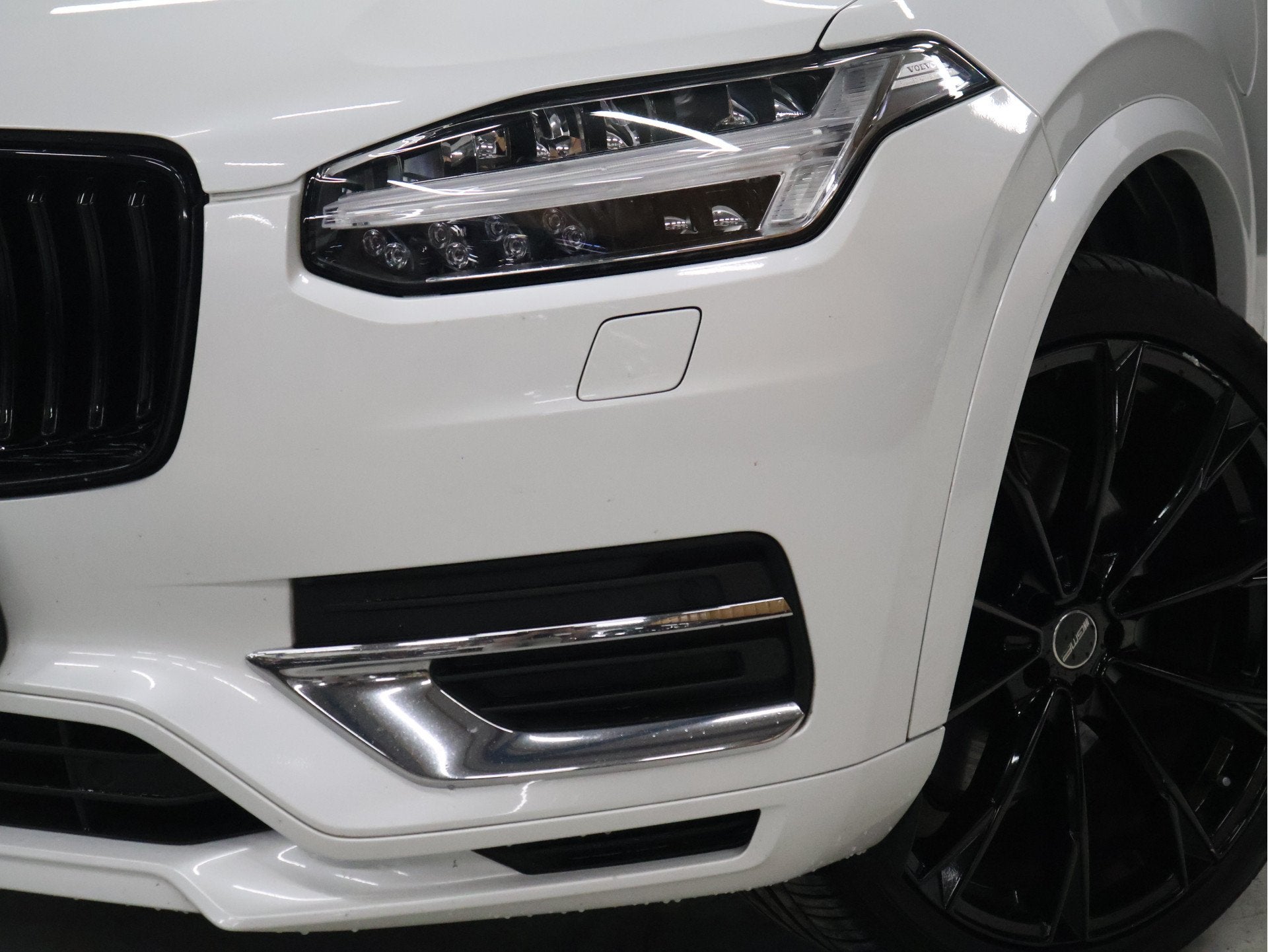 Volvo XC90 2.0 T8 Recharge AWD Inscription Expression [SCHUI, Gebruikt, 4 cilinders, 1969 cc, Wit