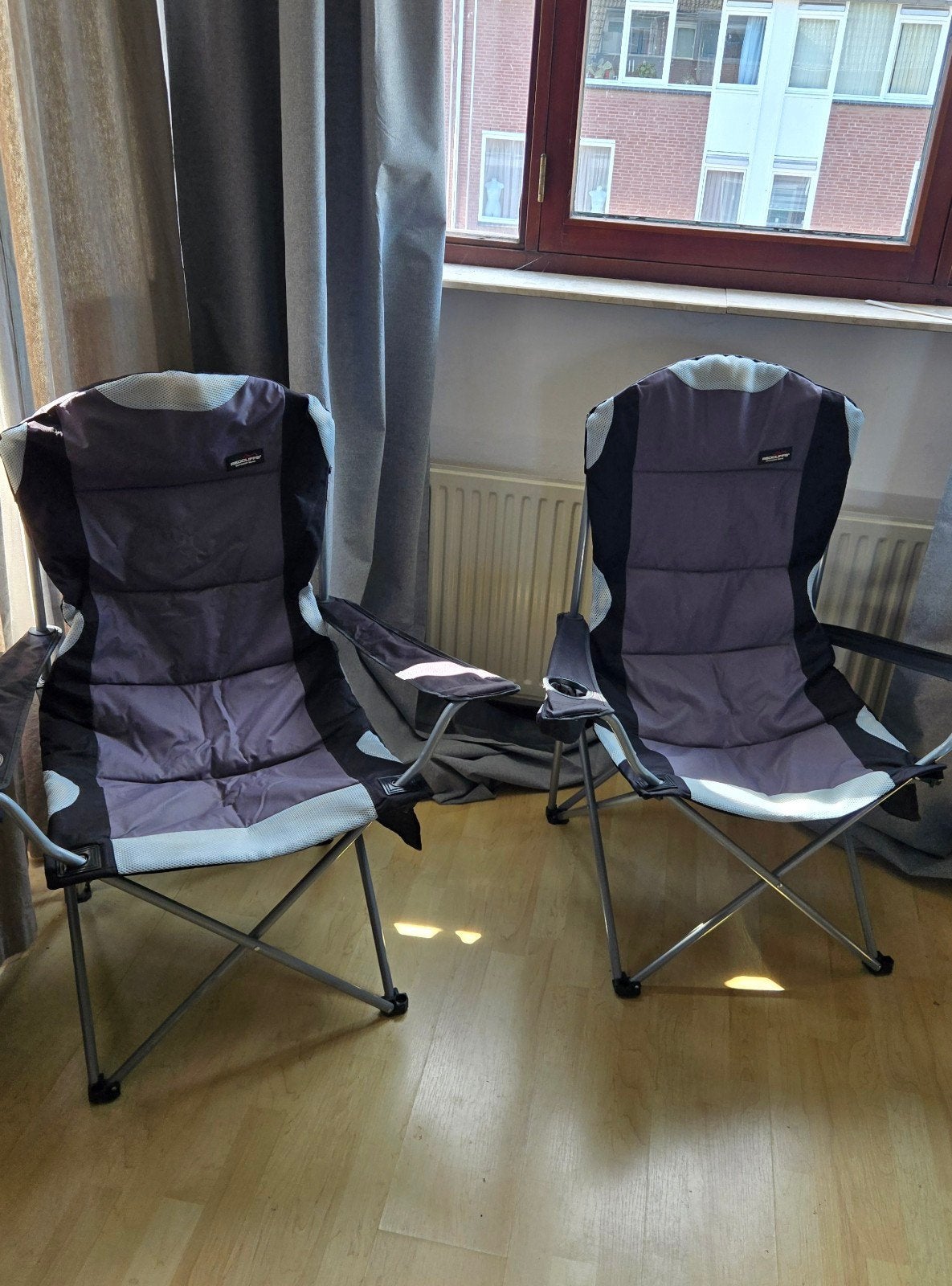 Set kampeerstoelen, Ophalen, Campingstoel