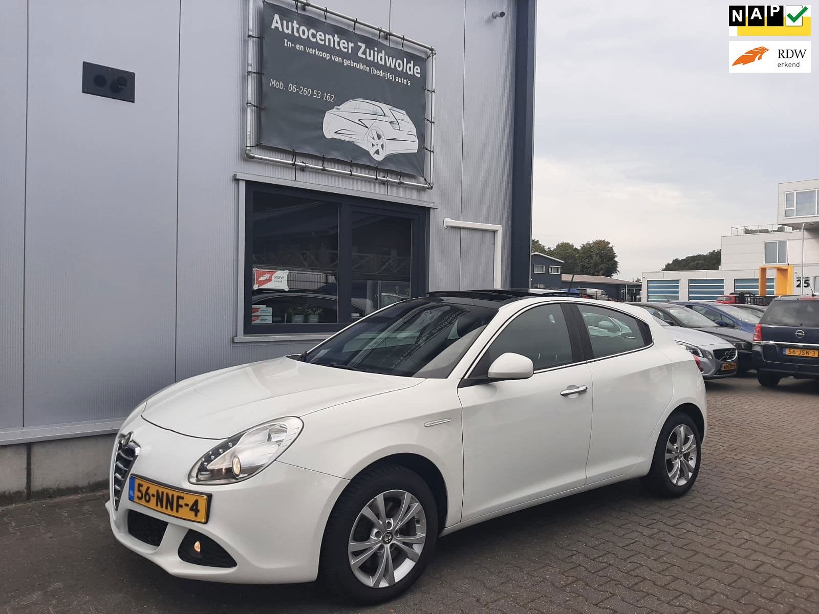 Alfa Romeo Giulietta 1.4 T Distinctive panodak clima cruise, Auto's, Alfa Romeo, Voorwielaandrijving, Stof, Gebruikt, Zwart