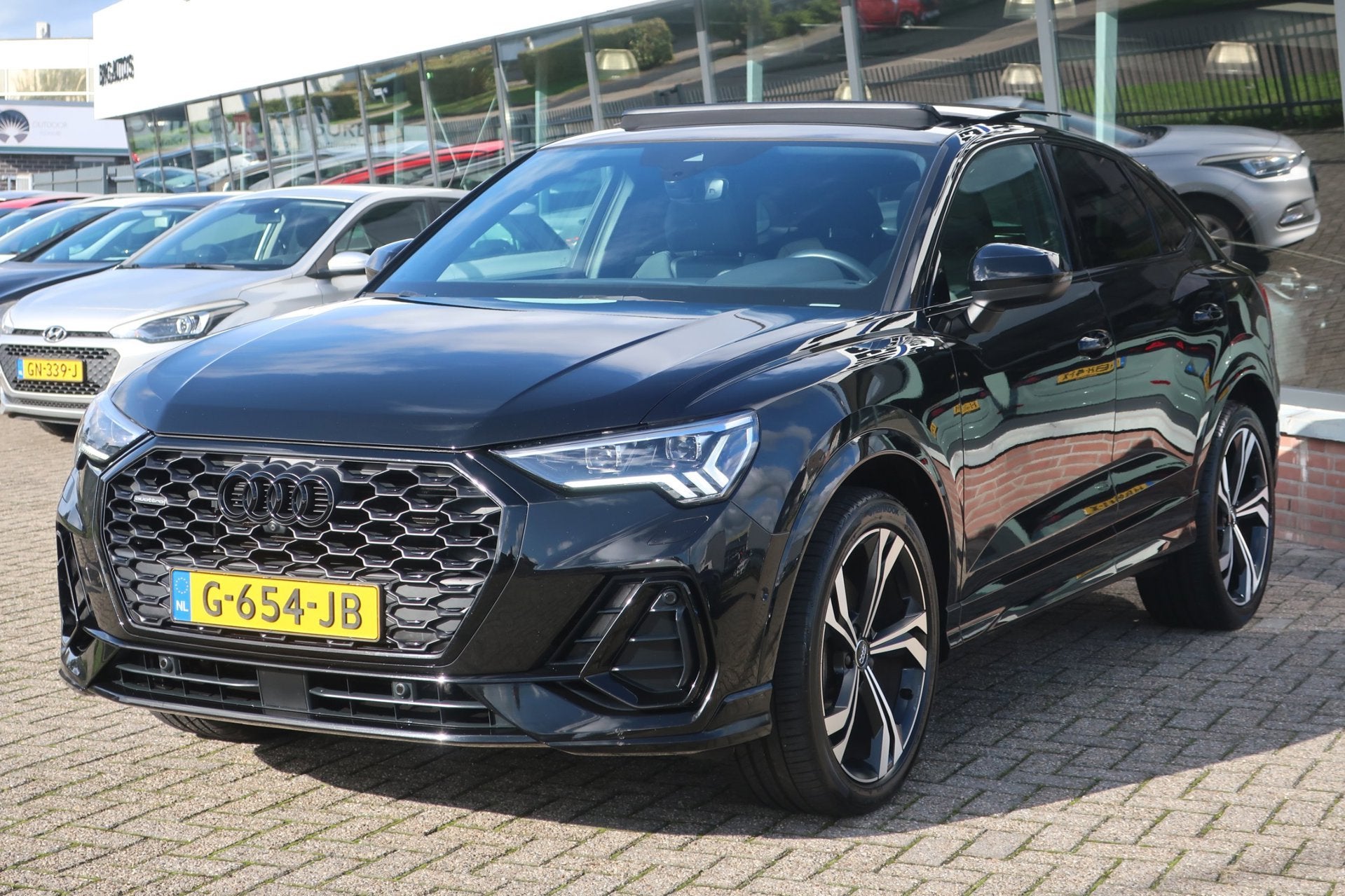 Audi Q3 Sportback 45 TFSI quattro edition one, Auto's, Dealer onderhouden, Gebruikt, 4 cilinders, 1984 cc