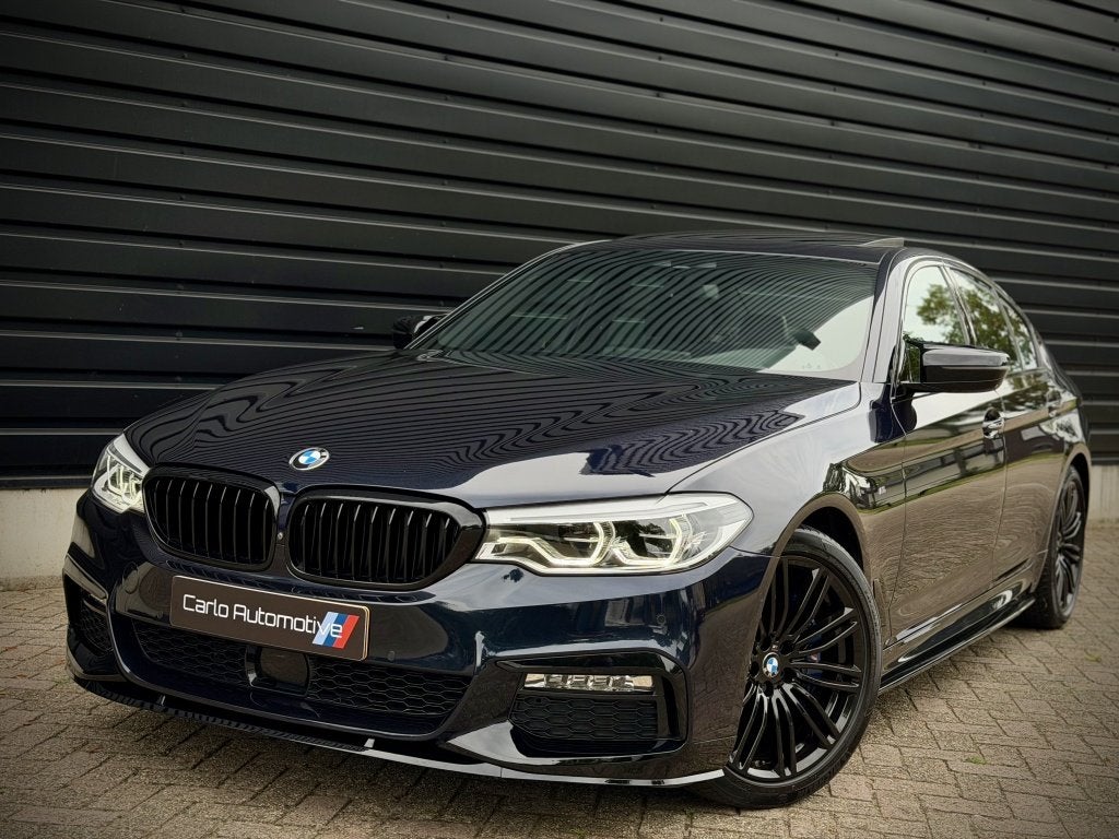 BMW 5 Serie 530i M-PERFORMANCE DAK|360|NAPPA|ACC|DHOEK, Gebruikt, Euro 6, 4 cilinders, Zwart
