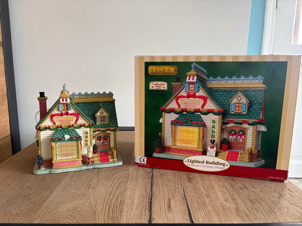 Lemax, victorian christmas shoppe, Ophalen of Verzenden, Gebruikt