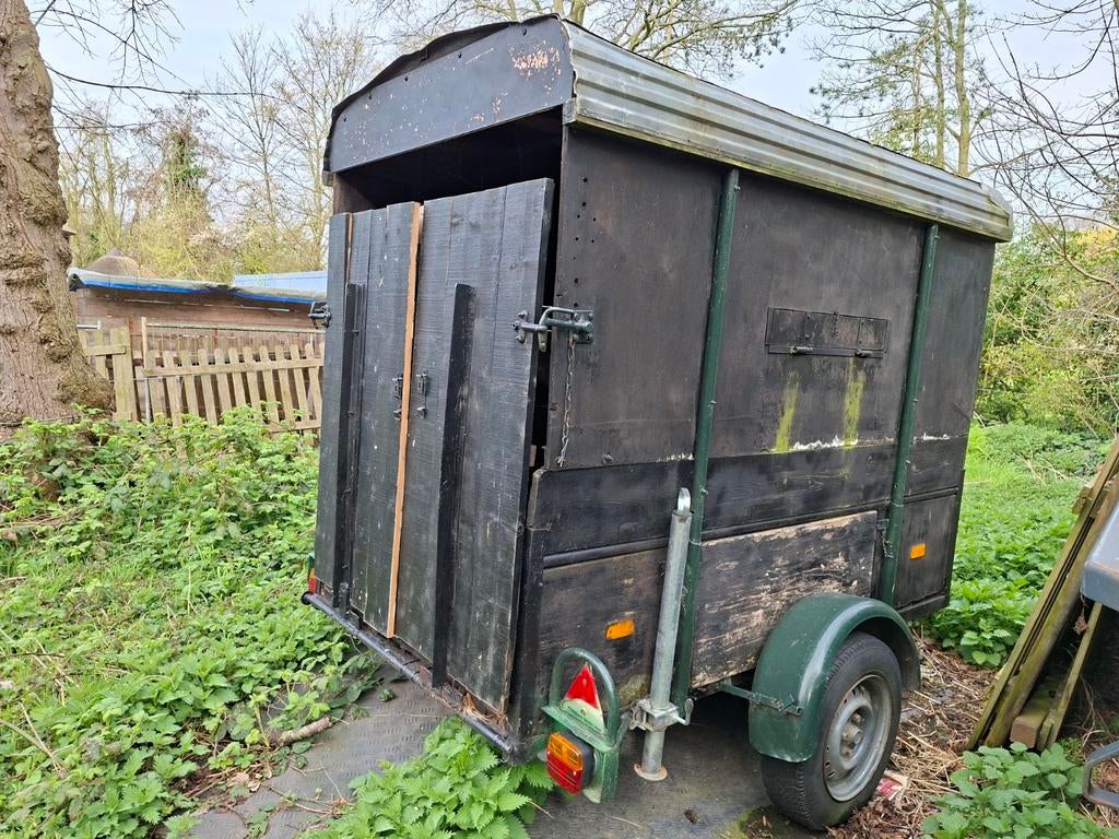 Opknap vee trailer, Ophalen