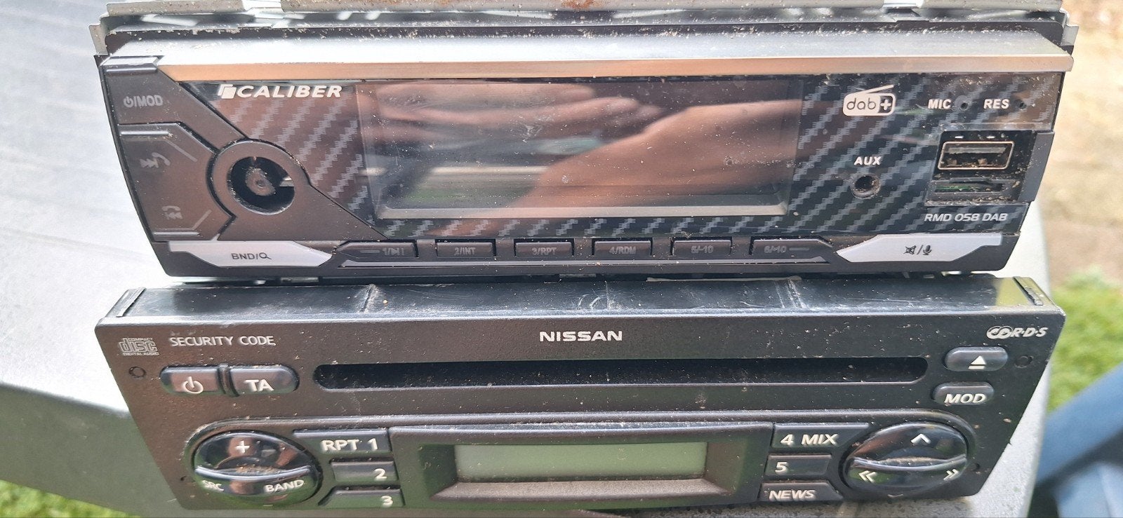Caliber nissan Autoradio, Ophalen of Verzenden, Gebruikt