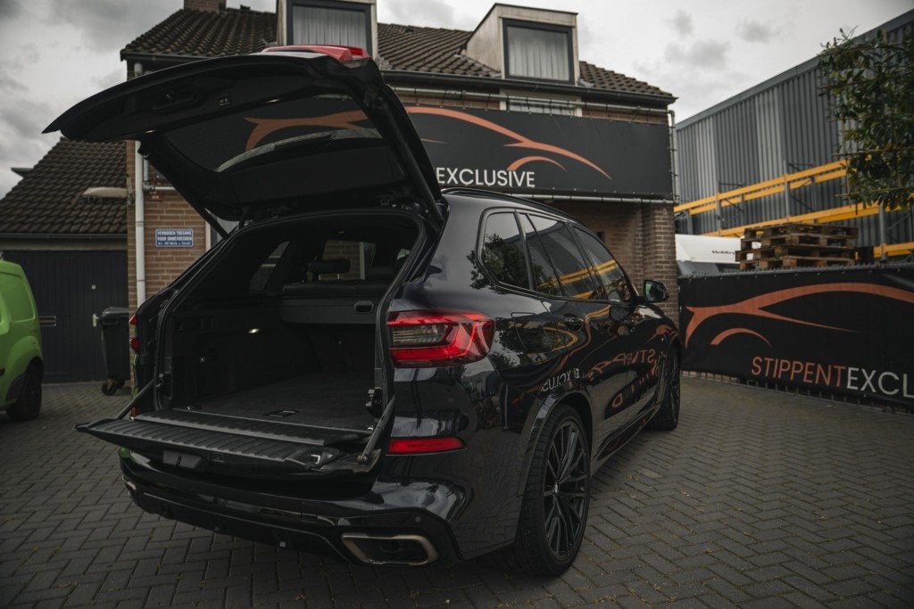 Bmw X5 M50I, V8, full option, pano, massage, Auto's, BMW, Automaat, Gebruikt, Zwart, Leder