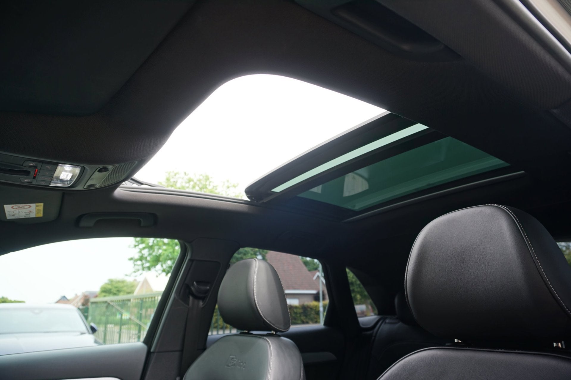 Audi Q3 1.4 TFSI S-Line Black Pack|Panodak|Keyless|LED|Cruis, Auto's, Gebruikt, Zwart, 4 cilinders, 150 pk