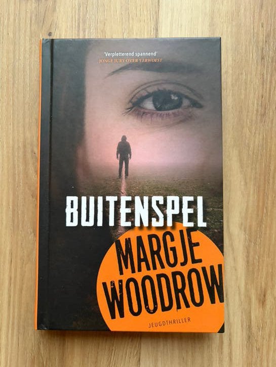 Buitenspel - Margje Woodrow (Jeugdthriller), Ophalen, Zo goed als nieuw, Fictie
