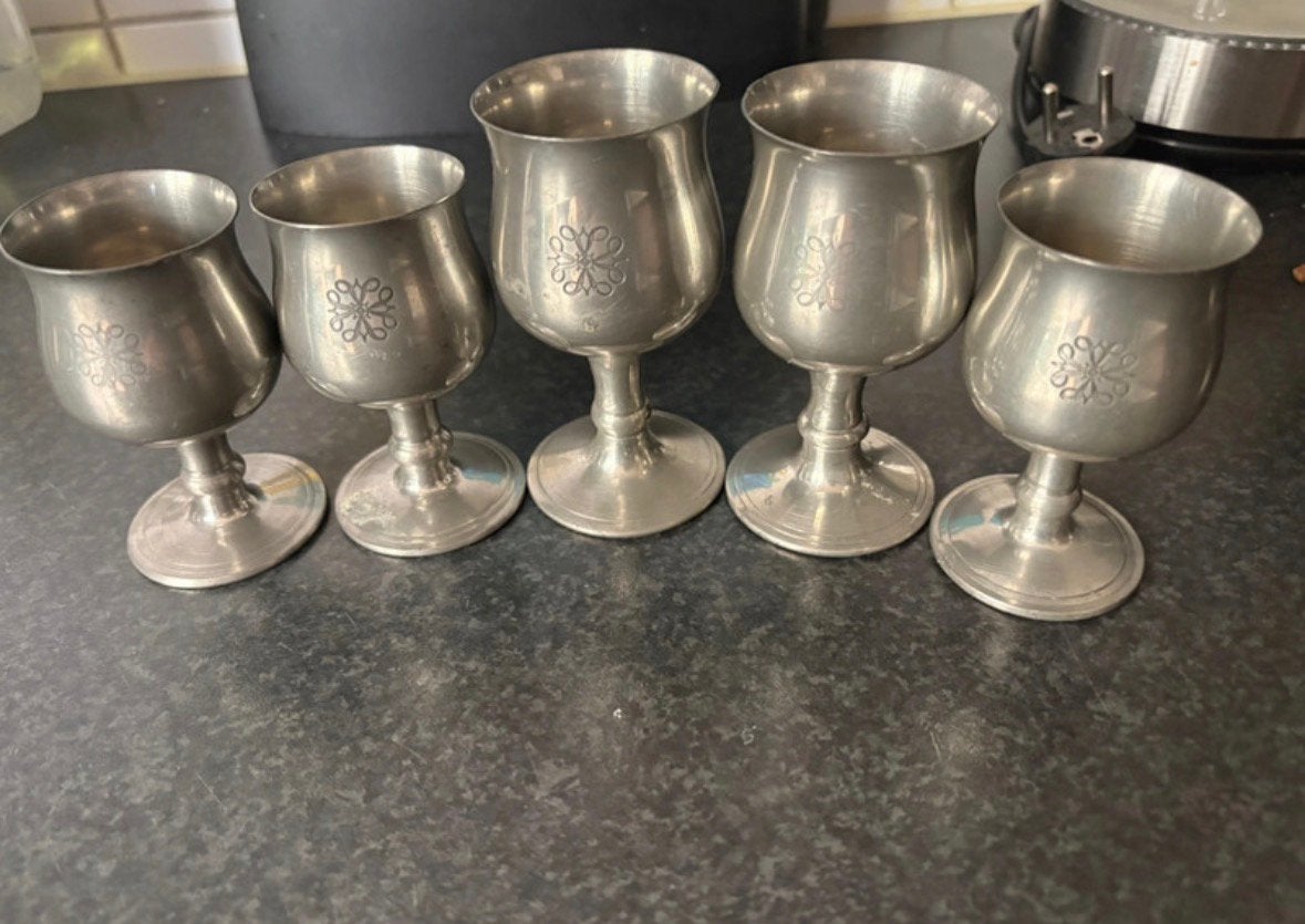 5 Tinnen  kelkjes, Ophalen of Verzenden