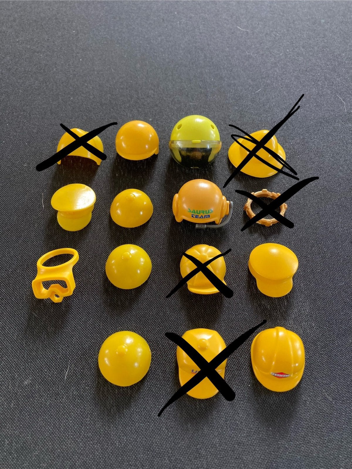 Playmobil hoeden, petten geel., Ophalen of Verzenden, Zo goed als nieuw