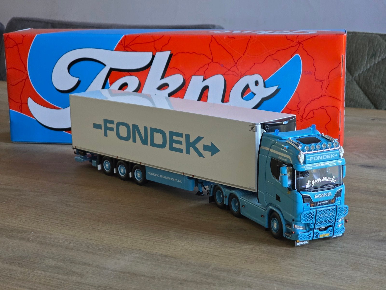 Tekno Fondek Scania S540 6x2 met koeltrailer, Ophalen of Verzenden, Zo goed als nieuw, Bus of Vrachtwagen, Tekno