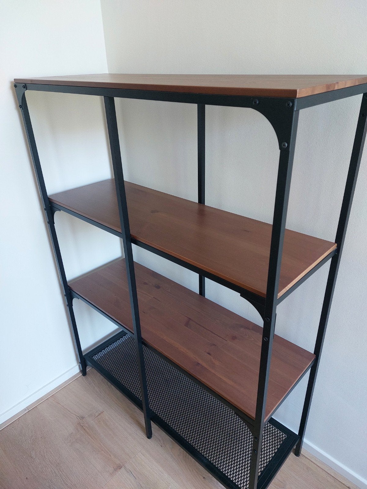 Stelingkast IKEA Fjällbo, Ophalen, Gebruikt