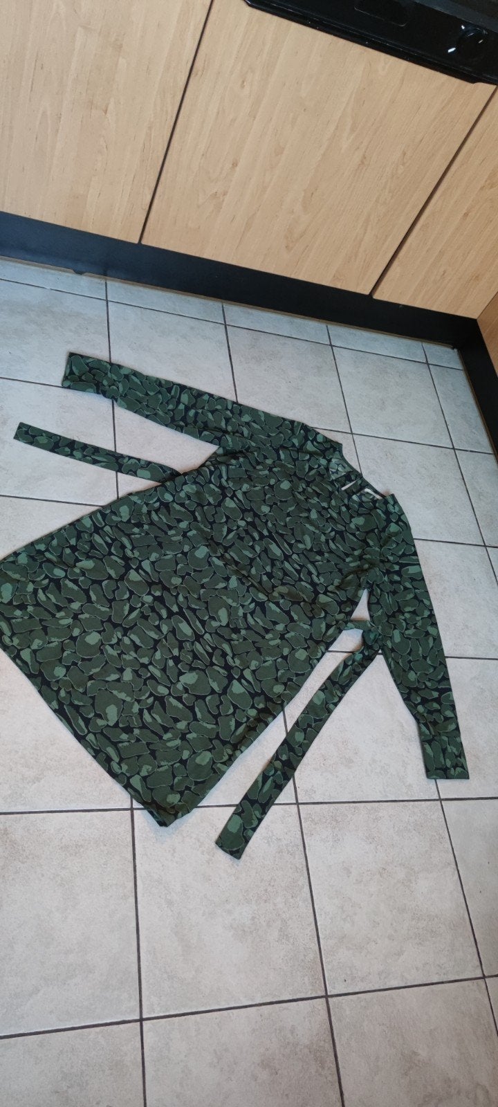 PIGALLE mooie jurk maat 40, Kleding | Dames, Jurken, Ophalen of Verzenden, Zo goed als nieuw, Maat 38/40 (M), Blauw