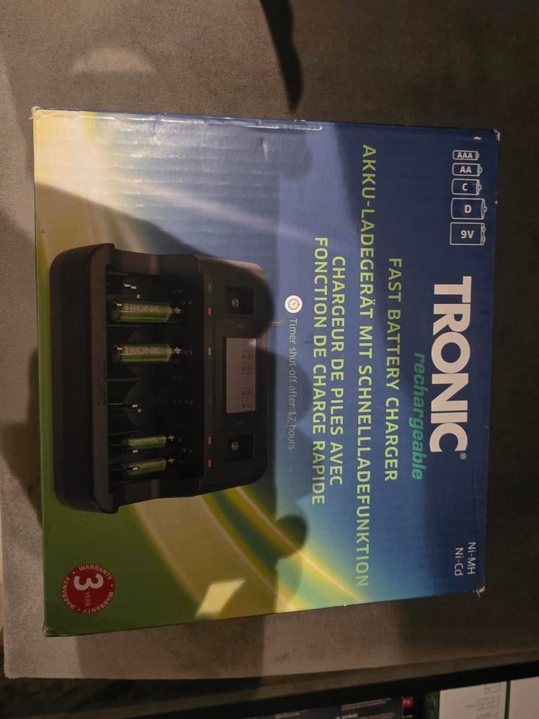 TRONIC Snelle Batterijlader voor diverse batterijen, Audio, Tv en Foto, Ophalen, Nieuw, Oplaadbaar