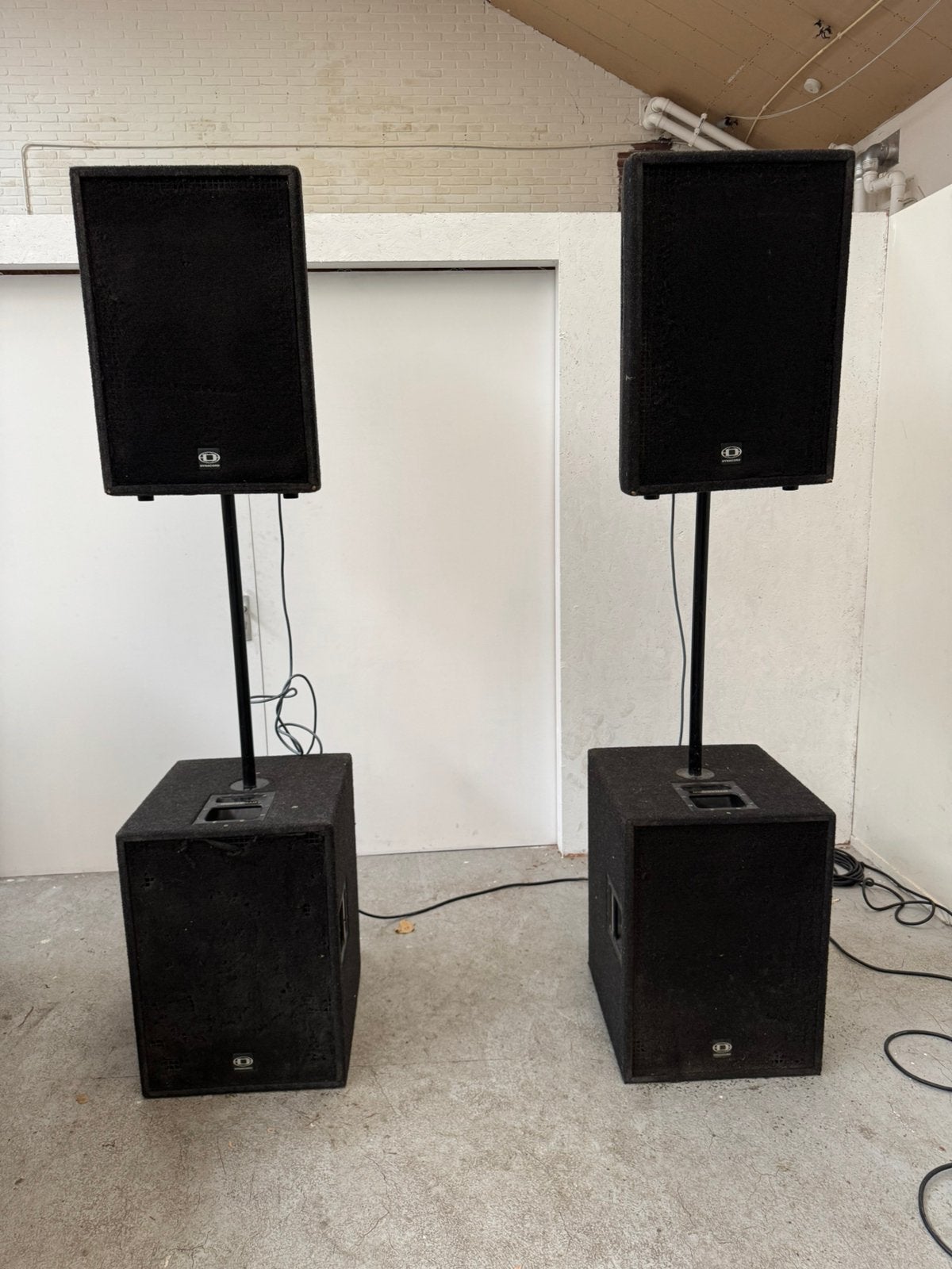 Te koop 2 x F1153 en 2 x F8 subs, Ophalen, Zo goed als nieuw, 1000 watt of meer