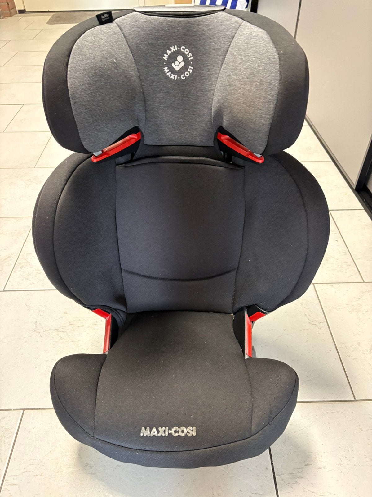 Maxi-Cosi RodiFix AP (AirProtect), Kinderen en Baby's, Autostoeltjes, Ophalen, 15 t/m 36 kg, Verstelbare rugleuning, Zo goed als nieuw