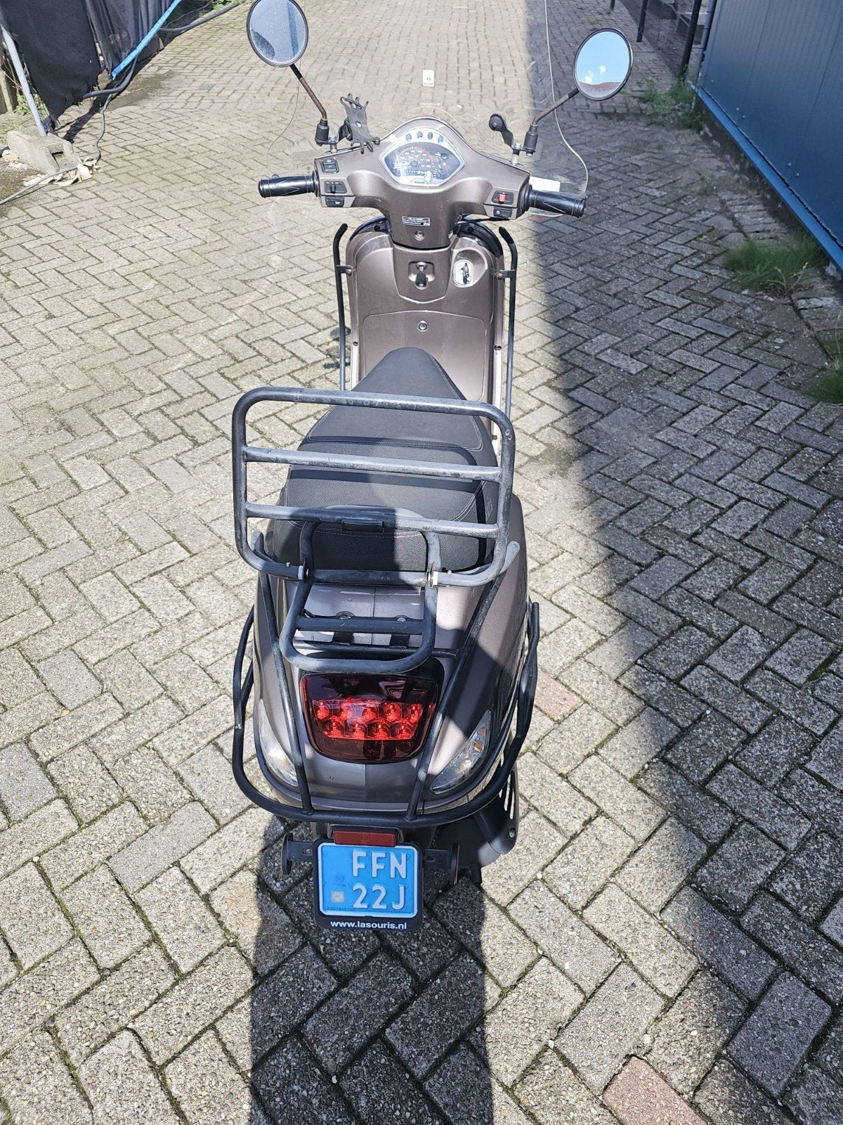 La Souris Sourini Snorscooter – Blauw kenteken – 11.262 km, Fietsen en Brommers, Ophalen, Overige modellen, Zo goed als nieuw