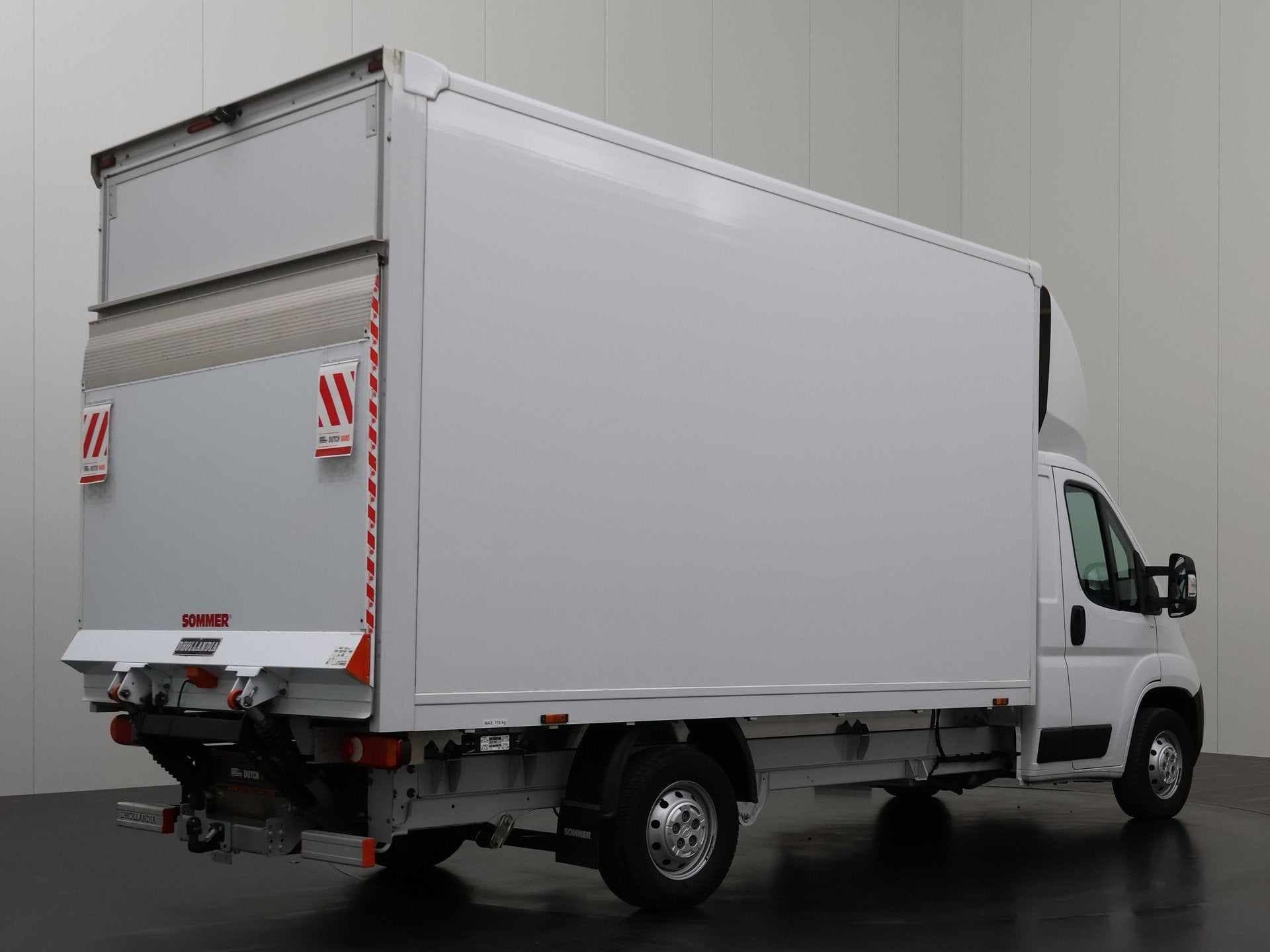 Opel Movano Bakwagen+Laadklep | Trekhaak ! | Dakspoiler | Ca, Auto's, Bestelauto's, Stof, Gebruikt, 2500 kg, Wit