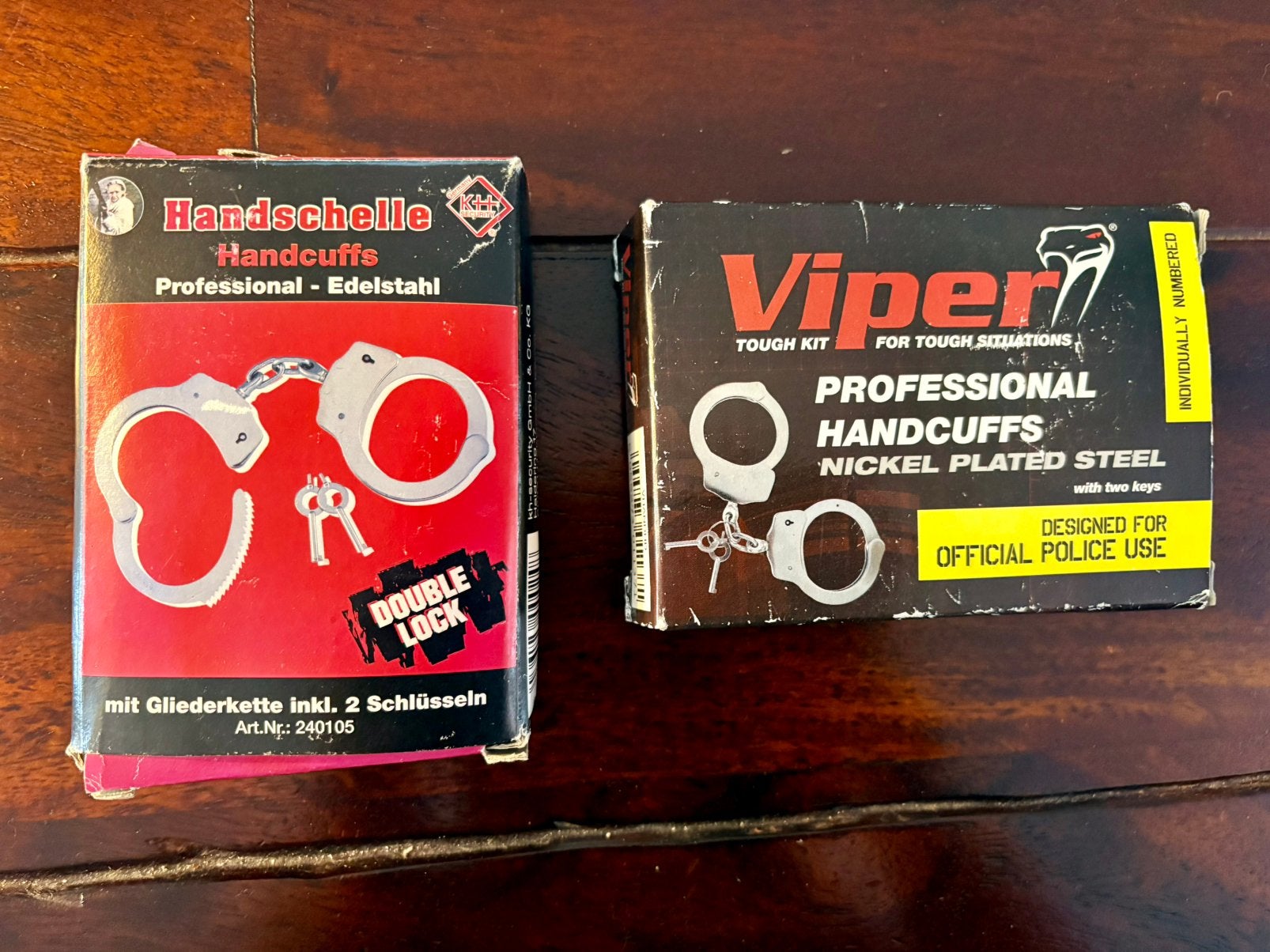 Vintage Handboeien ( Nieuw ), Verzenden