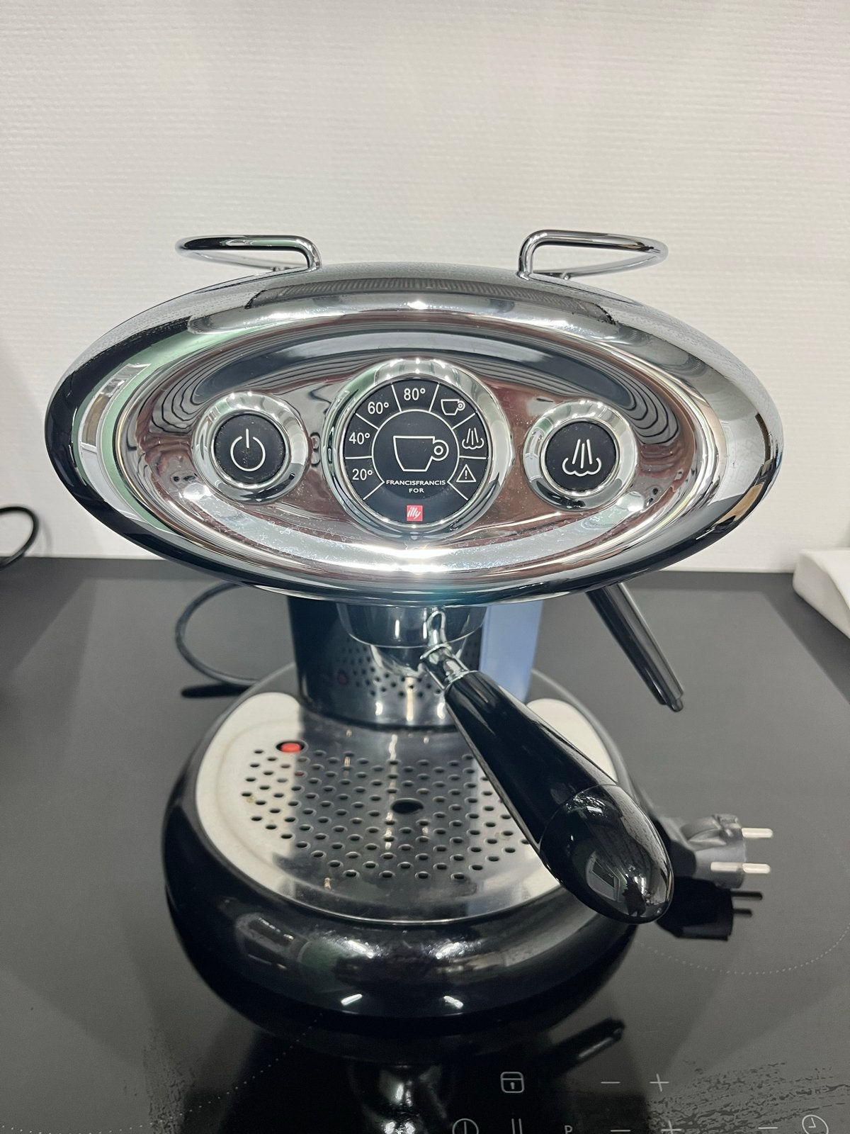 Nette Illy FrancisFrancis! X7.1 iperEspresso machine, Koffiepads en cups, Gebruikt, Espresso apparaat, 1 kopje