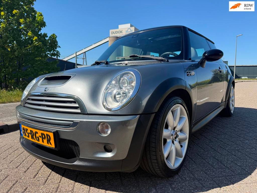 Mini Mini 1.6 Cooper S Chili_PANORAMADAK_NETTE AUTO!, Auto's, Voorwielaandrijving, Gebruikt, Zwart, 4 cilinders