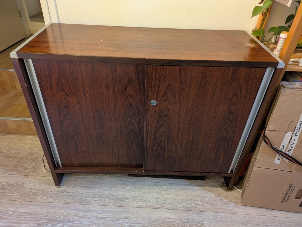 Bruine houten kast (gratis ophalen), Huis en Inrichting, Kasten | Kledingkasten, Ophalen, Met plank(en), Gebruikt, 100 tot 150 cm