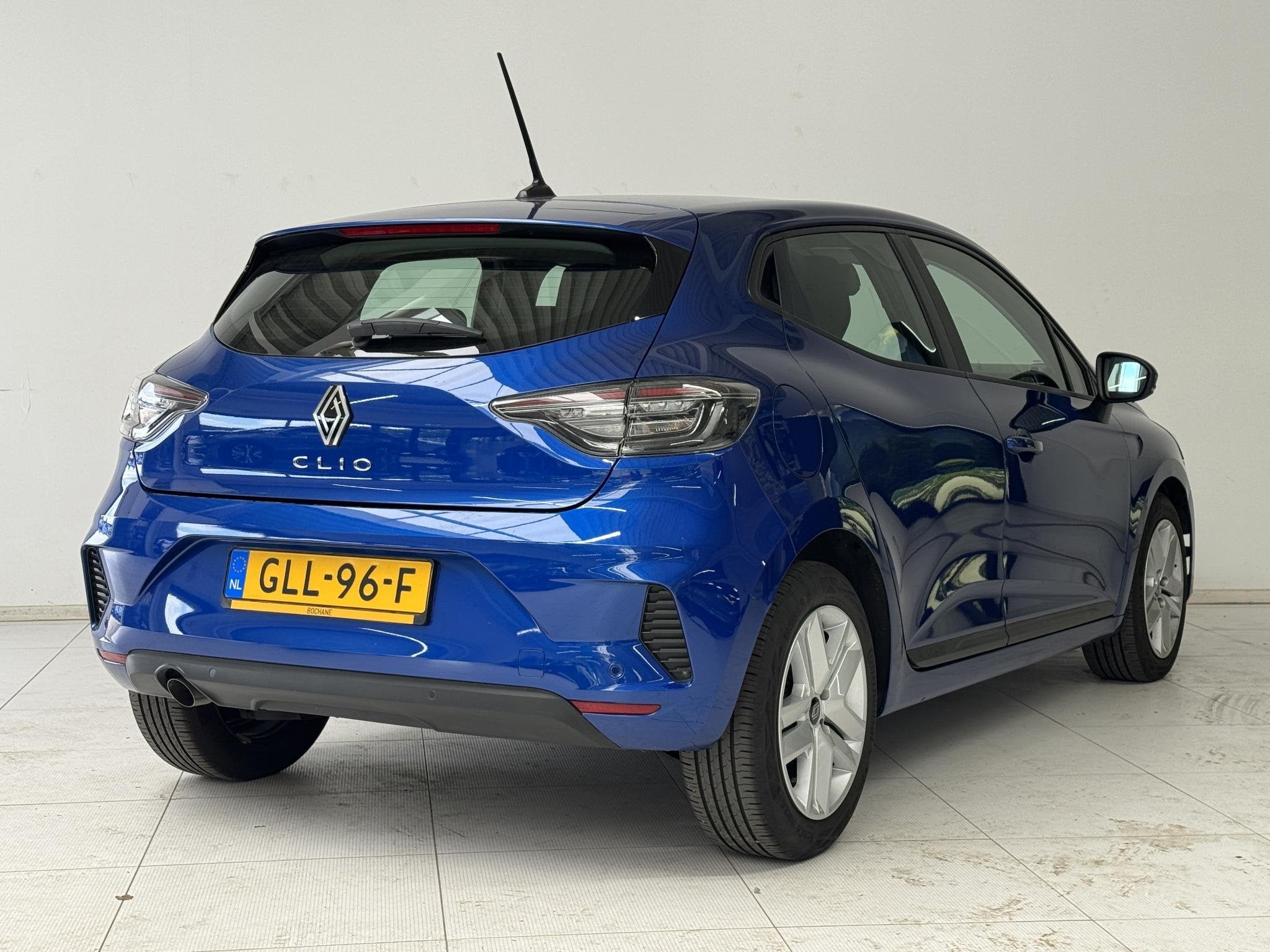 Renault Clio 1.0 TCe 90 GPF Evolution | Parkeersensoren | Ap, Stof, Gebruikt, Met garantie (alle), Blauw