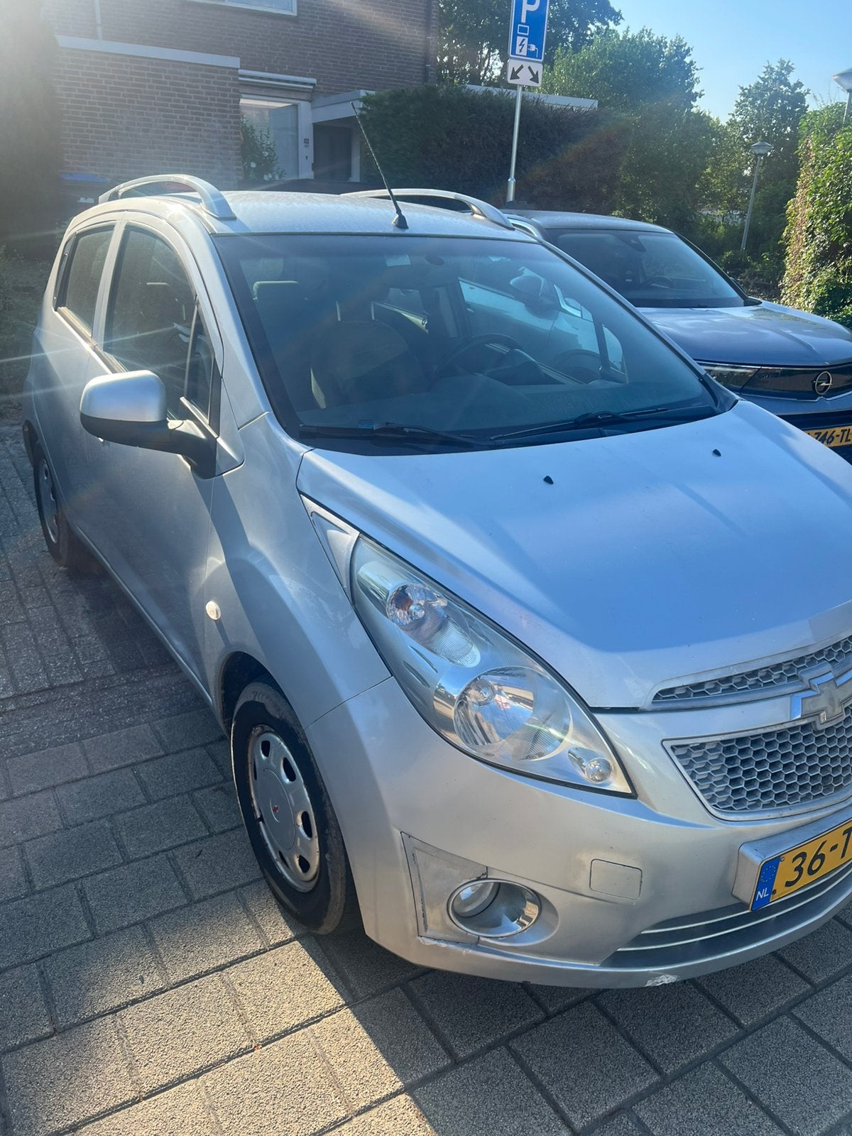 Chevrolet Spark 1.0 Bifuel 2012 Grijs, Auto's, Chevrolet, 15 km/l, 37 €/maand, 4 cilinders, Origineel Nederlands