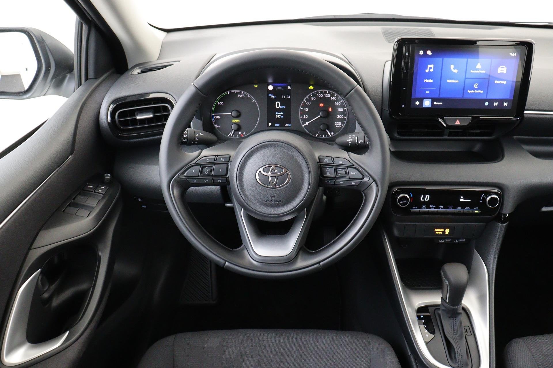 Toyota Yaris 1.5 HYBRID 115 ACTIVE *PRIVATE LEASE V.A. €37, Auto's, 12 maanden, Gebruikt, 450 kg, Wit