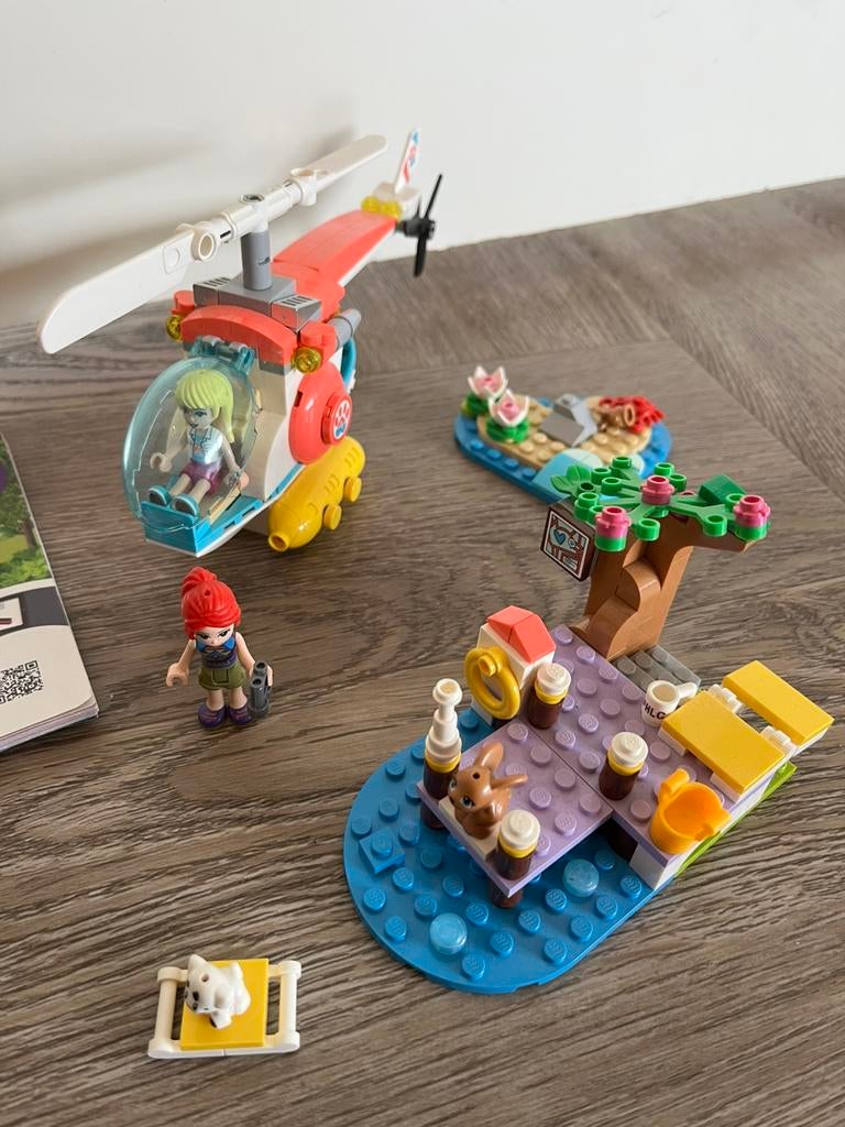 LEGO Friends Dierenkliniek reddingshelikopter, Ophalen, Gebruikt