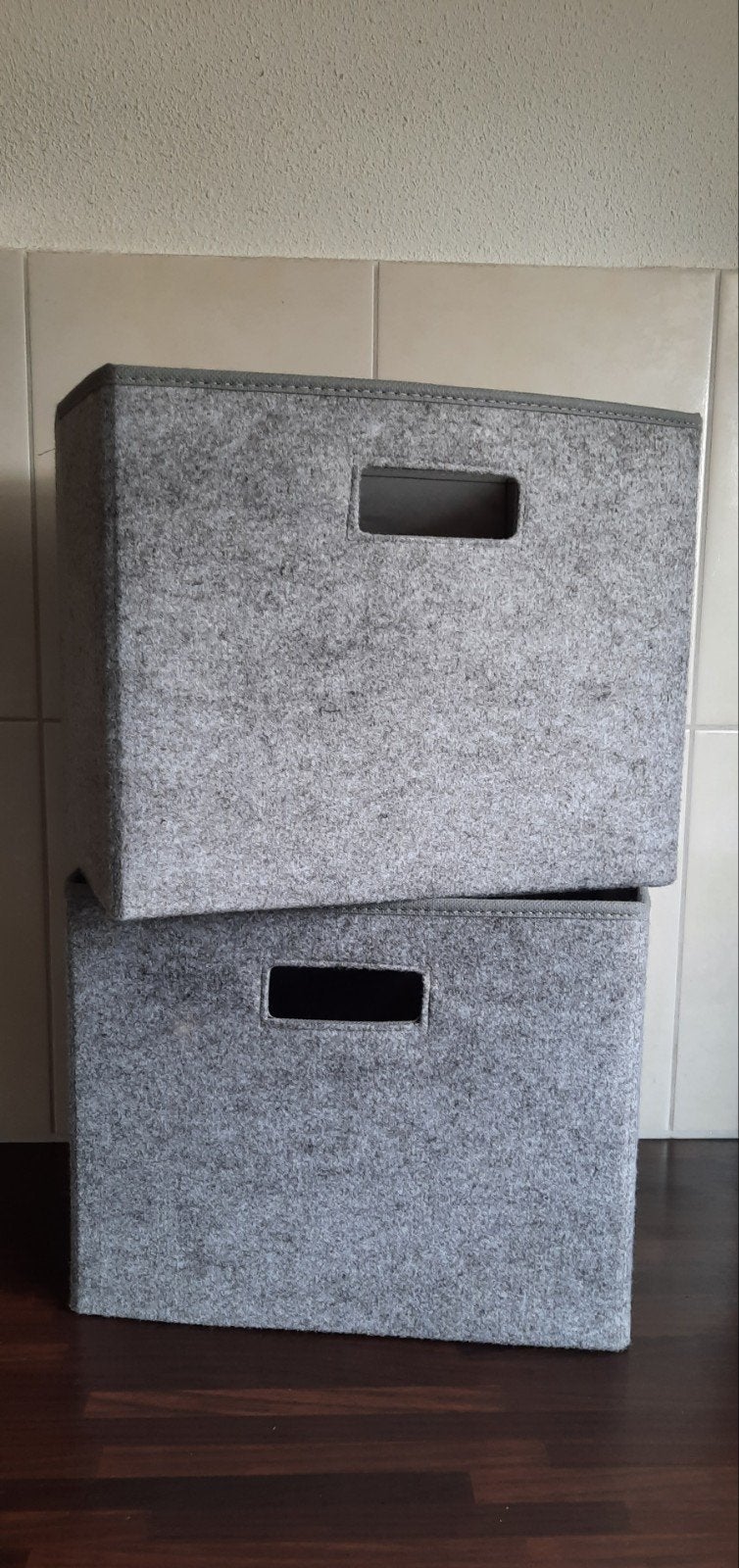 2 grijze stoffen manden - opvouwbaar - 24x32x26 LxBxH, Mand, Textiel, Ophalen of Verzenden, Zo goed als nieuw