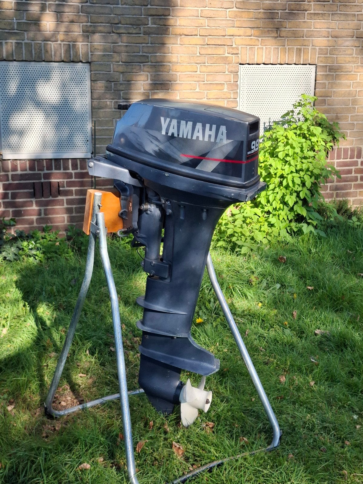 Yamaha 9.9pk 2takt buitenboordmotor + afstandbediening, Watersport en Boten, Ophalen, Gebruikt, Motor en Techniek, Motorboot