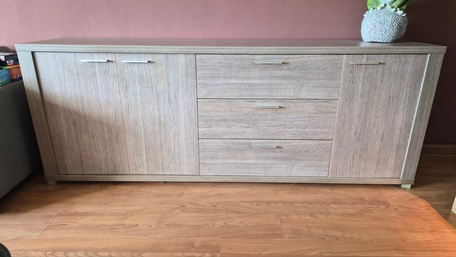 Stijlvol dressoir met lades en deuren, Huis en Inrichting, Kasten | Dressoirs, Ophalen, Met deur(en), Modern, Scandinavisch, Zo goed als nieuw