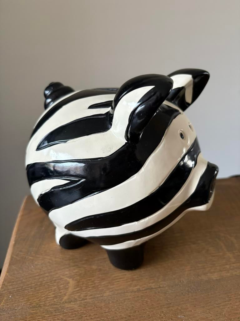 Fonkies spaarpot zebra print groot, Ophalen of Verzenden, Zo goed als nieuw, Steen, Aardewerk of Keramiek, Vervoermiddel