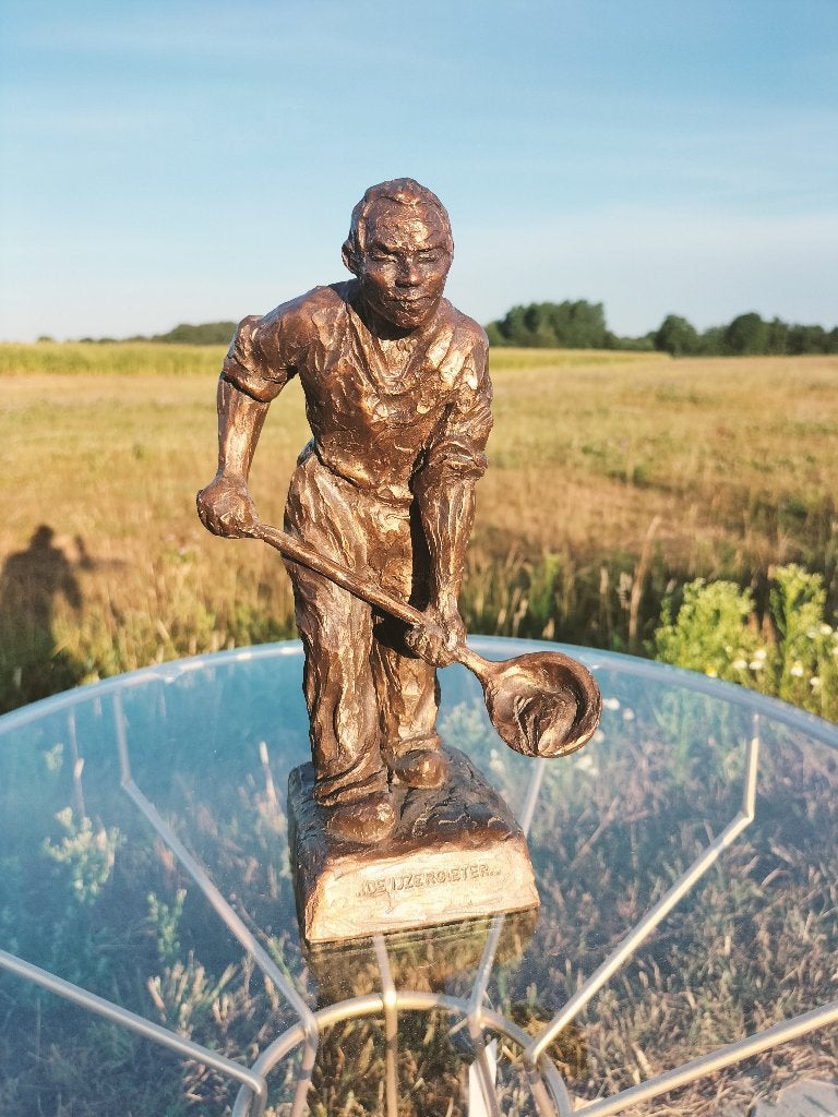 Mooi beeld "De IJzergieter" (DRU Ulft)   (Achterhoek), Antiek en Kunst, Ophalen of Verzenden, Europa, Beeld