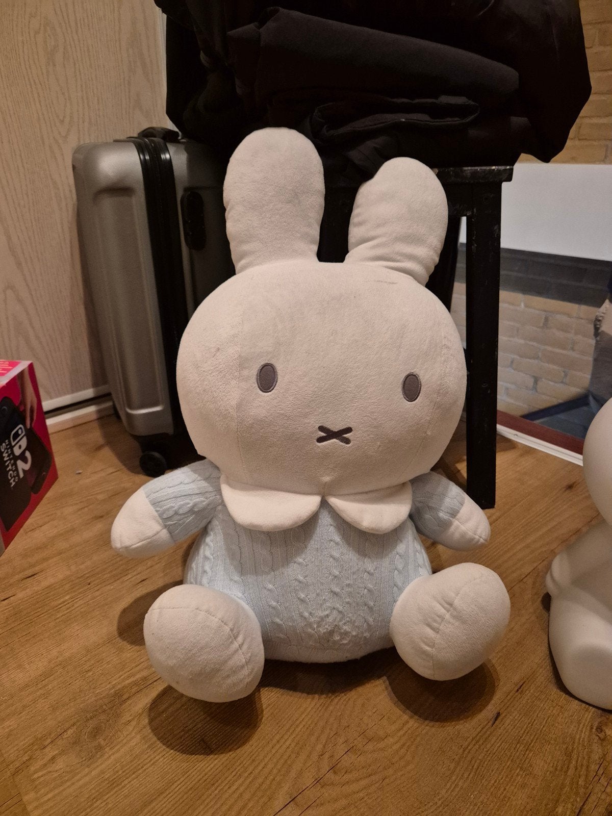 Grote Nijntje knuffel met gebreid pakje, Disney, Blauw, Konijn, Nijntje