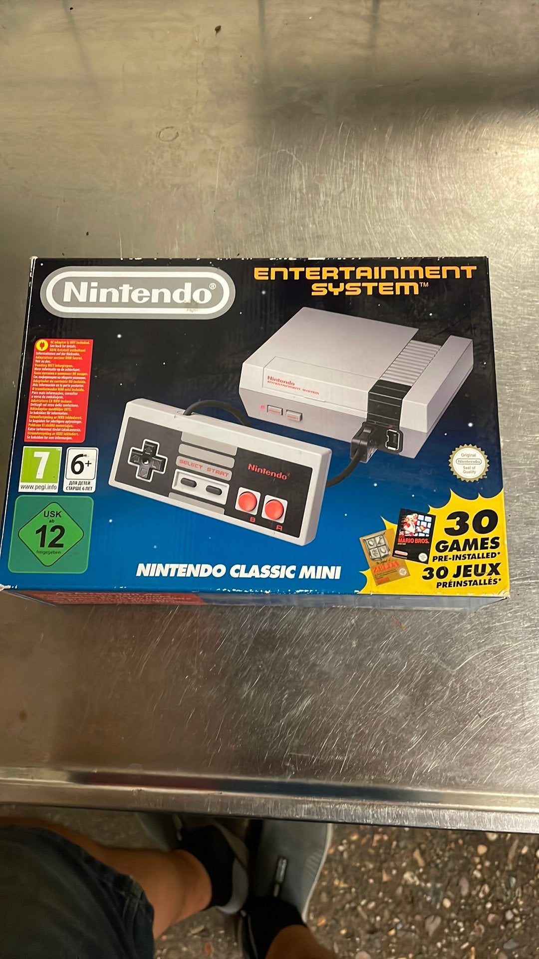 Nintendo mini, Spelcomputers en Games, Spelcomputers | Nintendo NES, Ophalen, Zo goed als nieuw, Met 1 controller