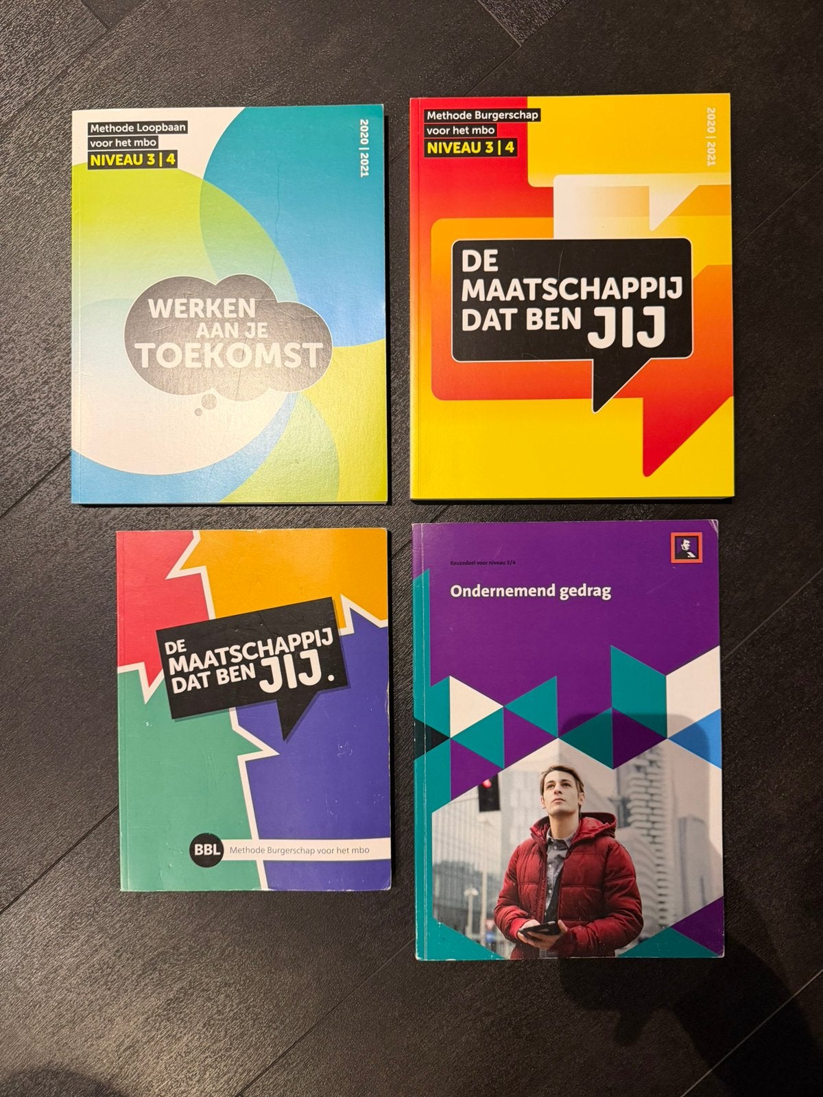 4 Boeken De maatschappij dat ben JIJ + Ondernemend gedrag, Boeken, Schoolboeken, Ophalen of Verzenden, Nieuw, Overige niveaus