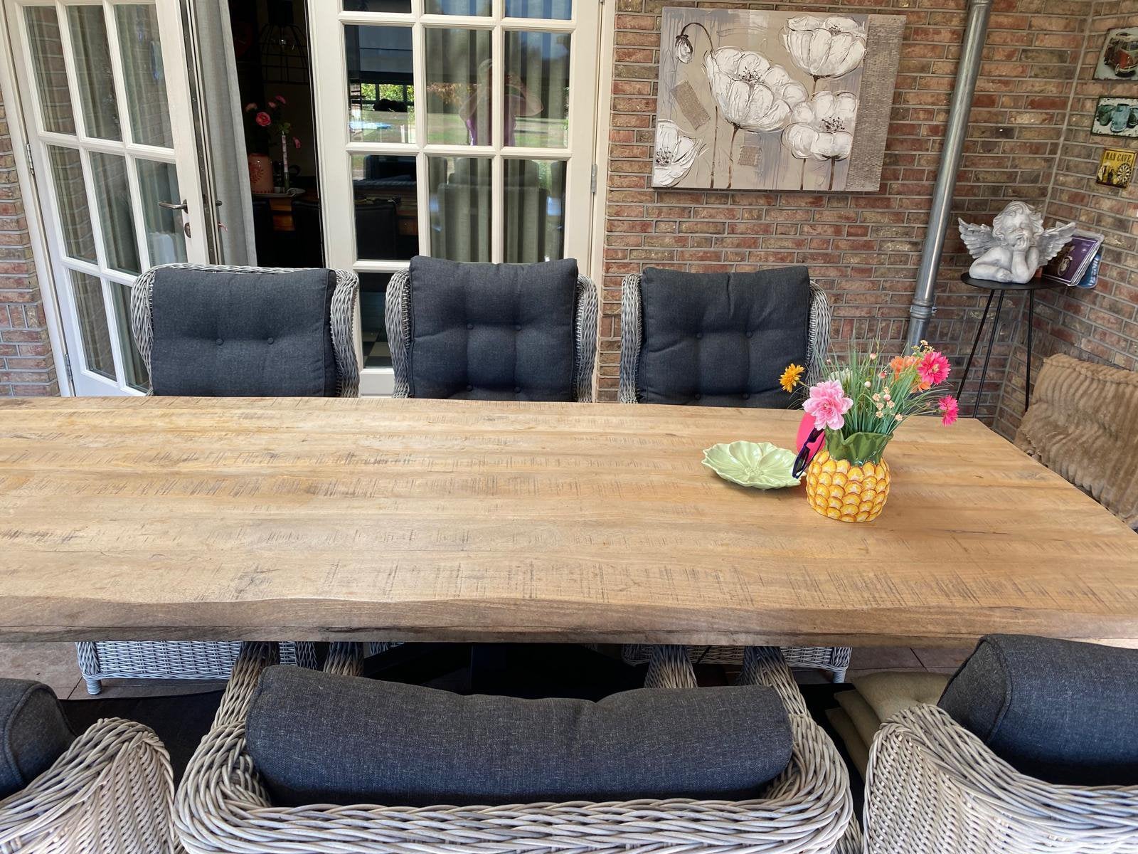 Prachtige houten tafel met stalen middenpoot, Huis en Inrichting, Ophalen, 200 cm of meer, 50 tot 100 cm, Zo goed als nieuw