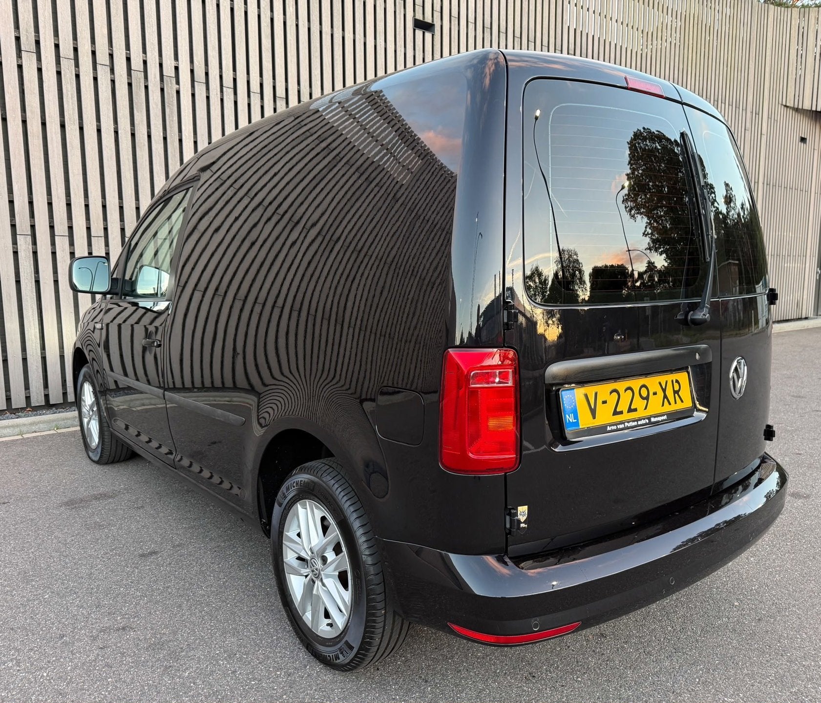Volkswagen Caddy 2.0 TDI Highline Automaat Zeer netjes!, Stof, 4 cilinders, 700 kg, Volkswagen